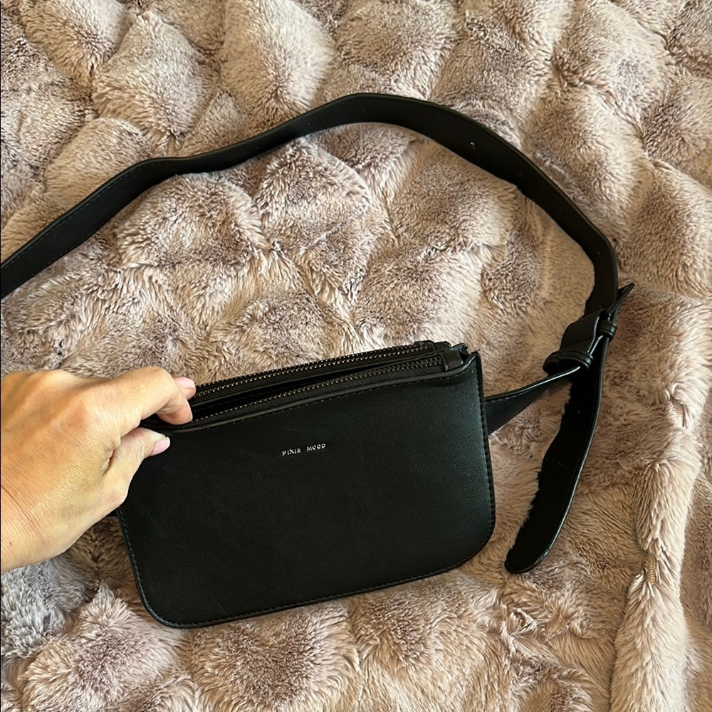 Black Pixie Mood Leather Waist of Cross Shoulder Bag (3 zippers)